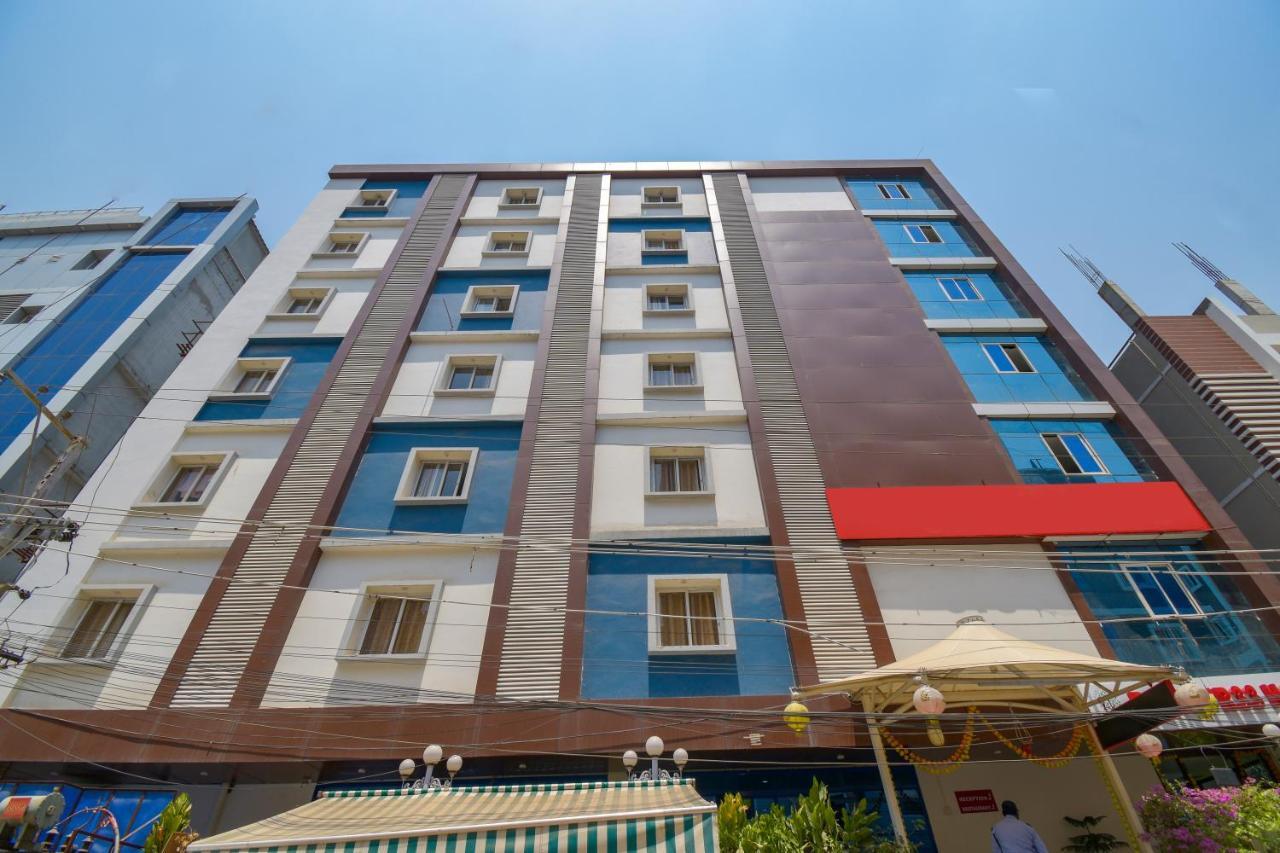 Hotel Raintr33 Hajdarábád Exteriér fotografie